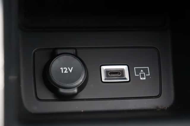 Peugeot 308 (2022) thumbnail 32