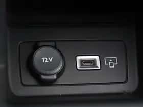 Peugeot 308 (2022) thumbnail 32