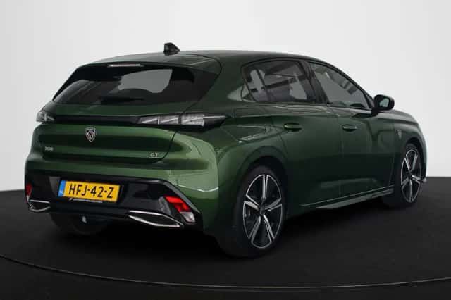 Peugeot 308 (2022) thumbnail 3