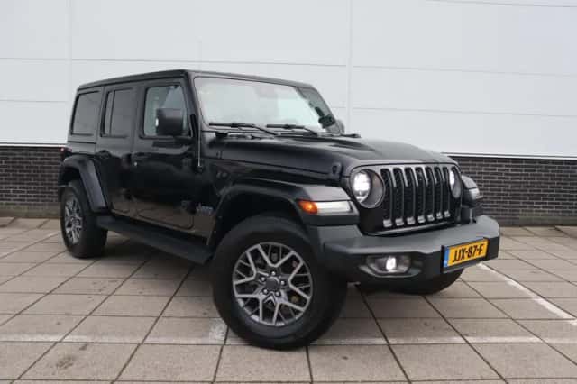 Jeep Wrangler (2021) thumbnail 3