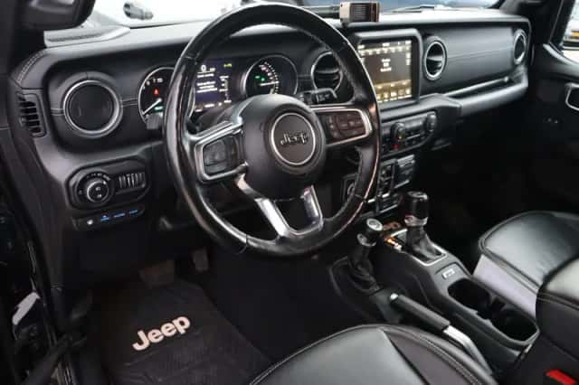 Jeep Wrangler (2021) thumbnail 6