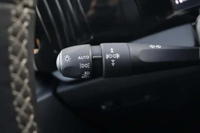 Opel Astra (2023) thumbnail 15