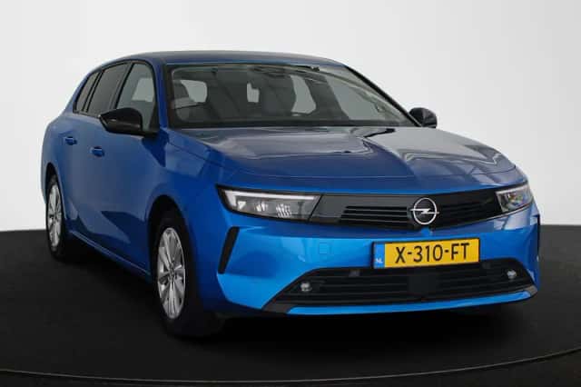 Opel Astra (2023) thumbnail 2