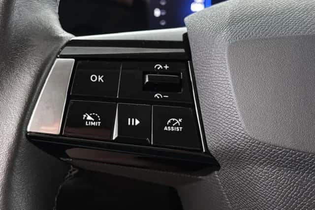 Opel Astra (2023) thumbnail 23