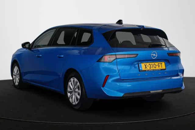 Opel Astra (2023) thumbnail 4
