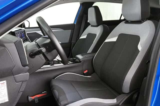 Opel Astra (2023) thumbnail 6