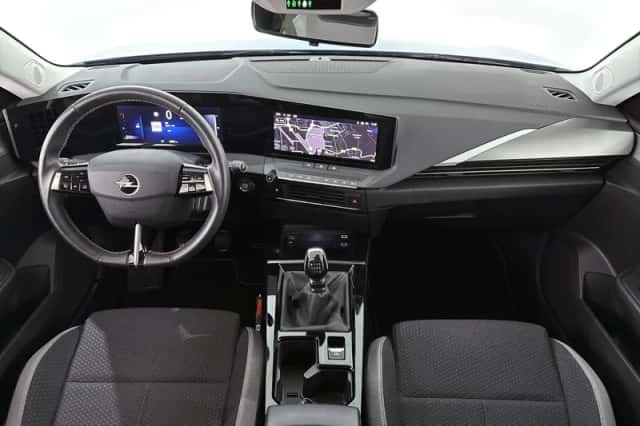 Opel Astra (2023) thumbnail 7