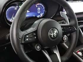 Alfa Romeo Tonale (2023) thumbnail 12