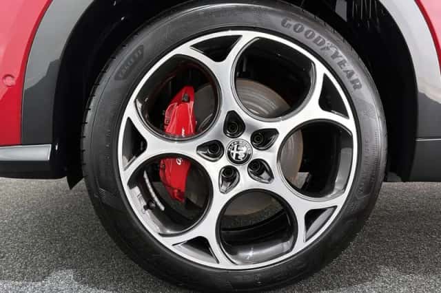 Alfa Romeo Tonale (2023) thumbnail 22
