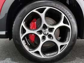 Alfa Romeo Tonale (2023) thumbnail 22
