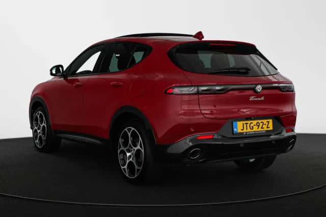 Alfa Romeo Tonale (2023) thumbnail 4