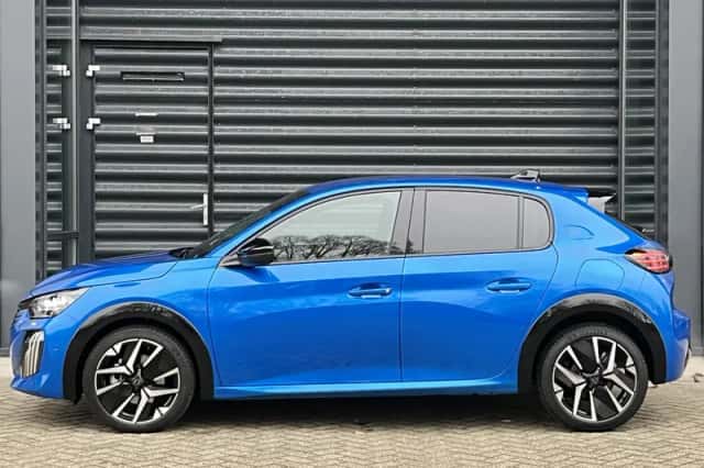 Peugeot 208 (2025) thumbnail 3