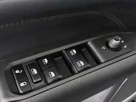 Jeep Compass (2023) thumbnail 34