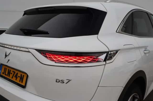 DS 7 (2022) thumbnail 14
