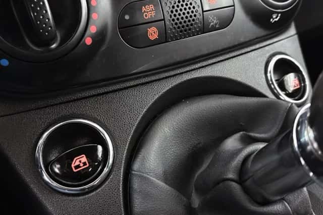 Fiat 500C (2020) thumbnail 27