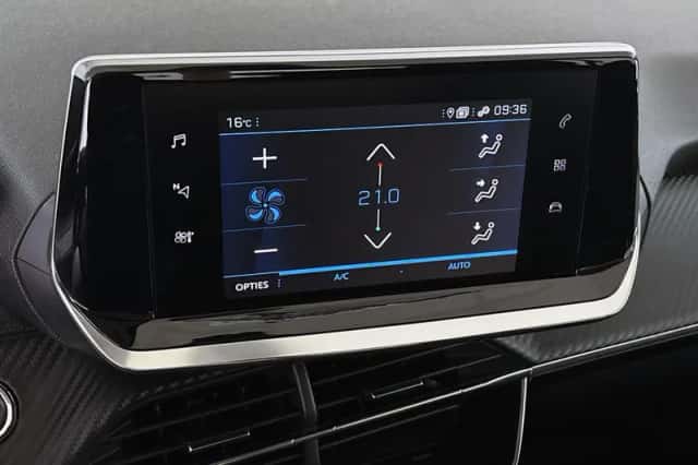 Peugeot 208 (2022) thumbnail 22