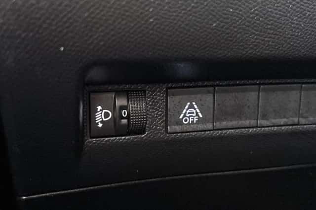 Peugeot 208 (2022) thumbnail 23