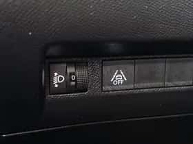 Peugeot 208 (2022) thumbnail 23