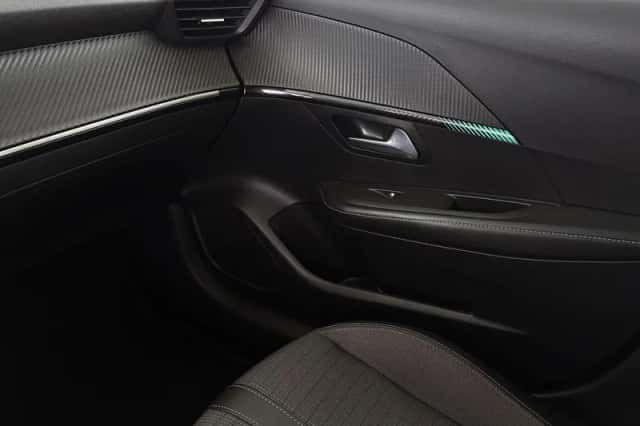 Peugeot 208 (2022) thumbnail 33