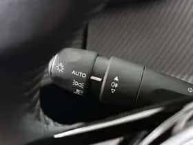 Peugeot 208 (2022) thumbnail 34