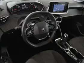 Peugeot 208 (2022) thumbnail 5