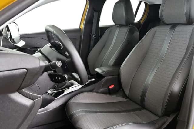 Peugeot 208 (2022) thumbnail 6
