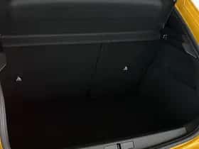 Peugeot 208 (2022) thumbnail 9
