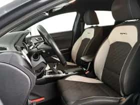 Kia Proceed (2021) thumbnail 16