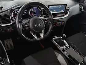 Kia Proceed (2021) thumbnail 5