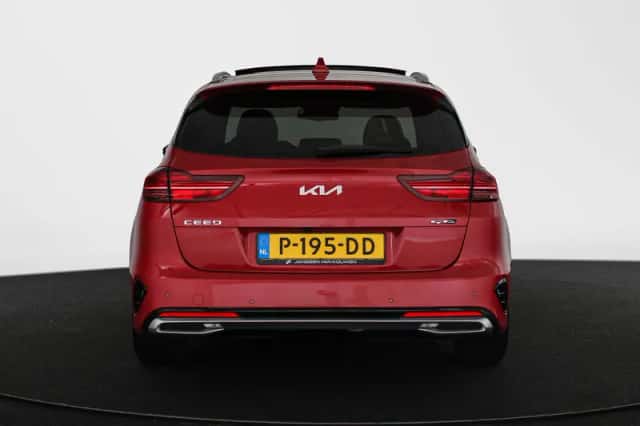 Kia Ceed Sportswagon (2022) thumbnail 16