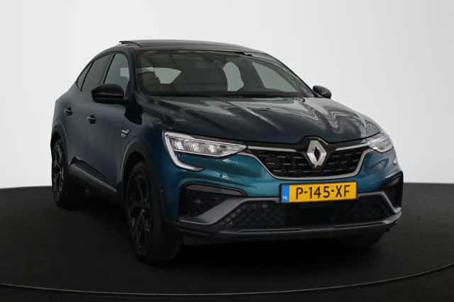Renault Arkana (2022) thumbnail 2