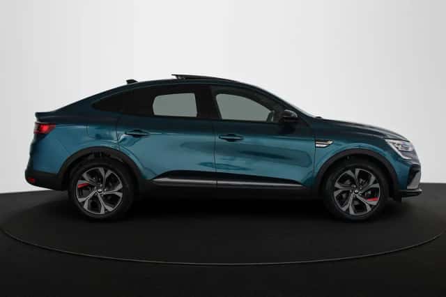 Renault Arkana (2022) thumbnail 36