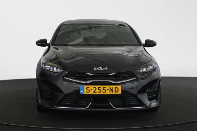 Kia Proceed (2023) thumbnail 14