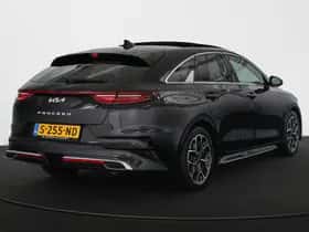 Kia Proceed (2023) thumbnail 3