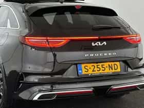 Kia Proceed (2023) thumbnail 22