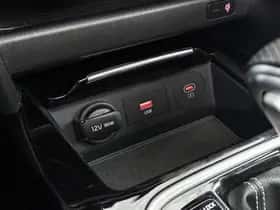 Kia Proceed (2023) thumbnail 42