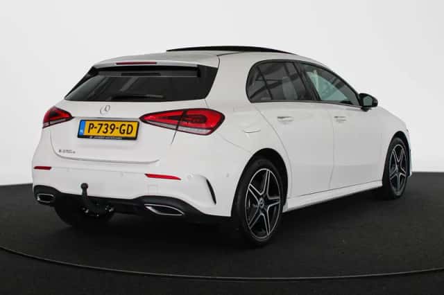 Mercedes-Benz A-Klasse (2022) thumbnail 3