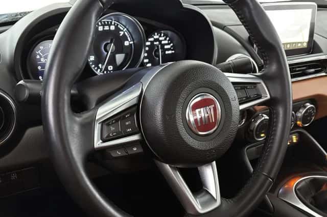 Fiat 124 Spider (2018) thumbnail 11