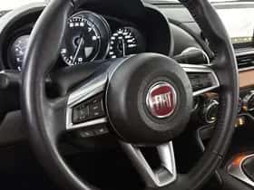 Fiat 124 Spider (2018) thumbnail 11