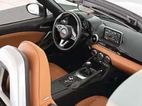 Fiat 124 Spider (2018) thumbnail 38