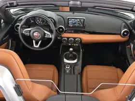 Fiat 124 Spider (2018) thumbnail 40