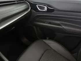 Jeep Compass (2022) thumbnail 44