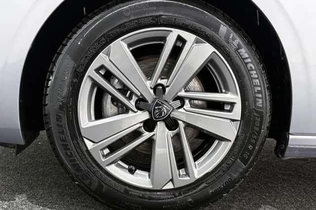 Peugeot 308 (2024) thumbnail 20