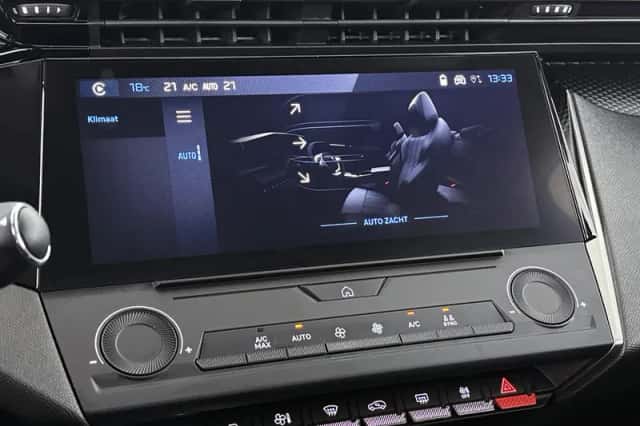 Peugeot 308 (2024) thumbnail 21