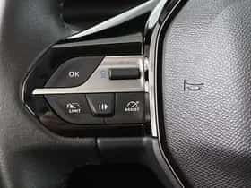 Peugeot 308 (2024) thumbnail 25
