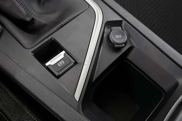 Peugeot 308 (2024) thumbnail 32