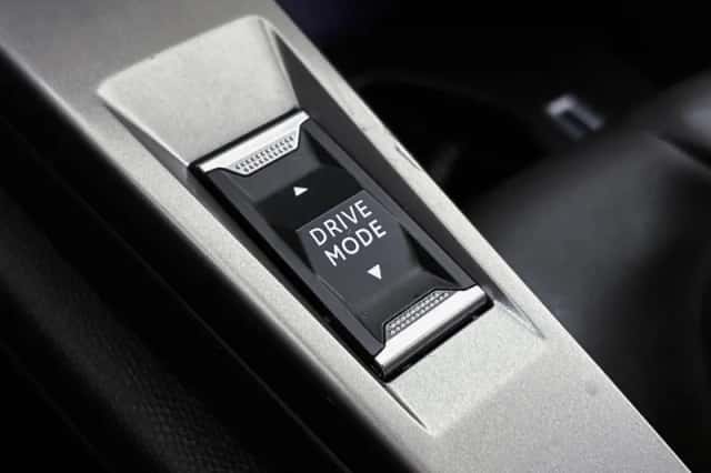 Peugeot 308 (2024) thumbnail 35