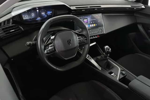 Peugeot 308 (2024) thumbnail 5