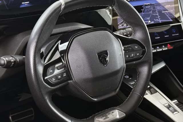 Peugeot 308 (2022) thumbnail 12