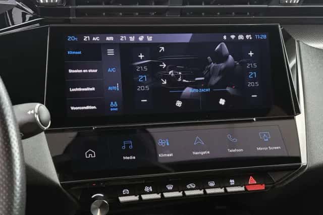 Peugeot 308 (2022) thumbnail 26